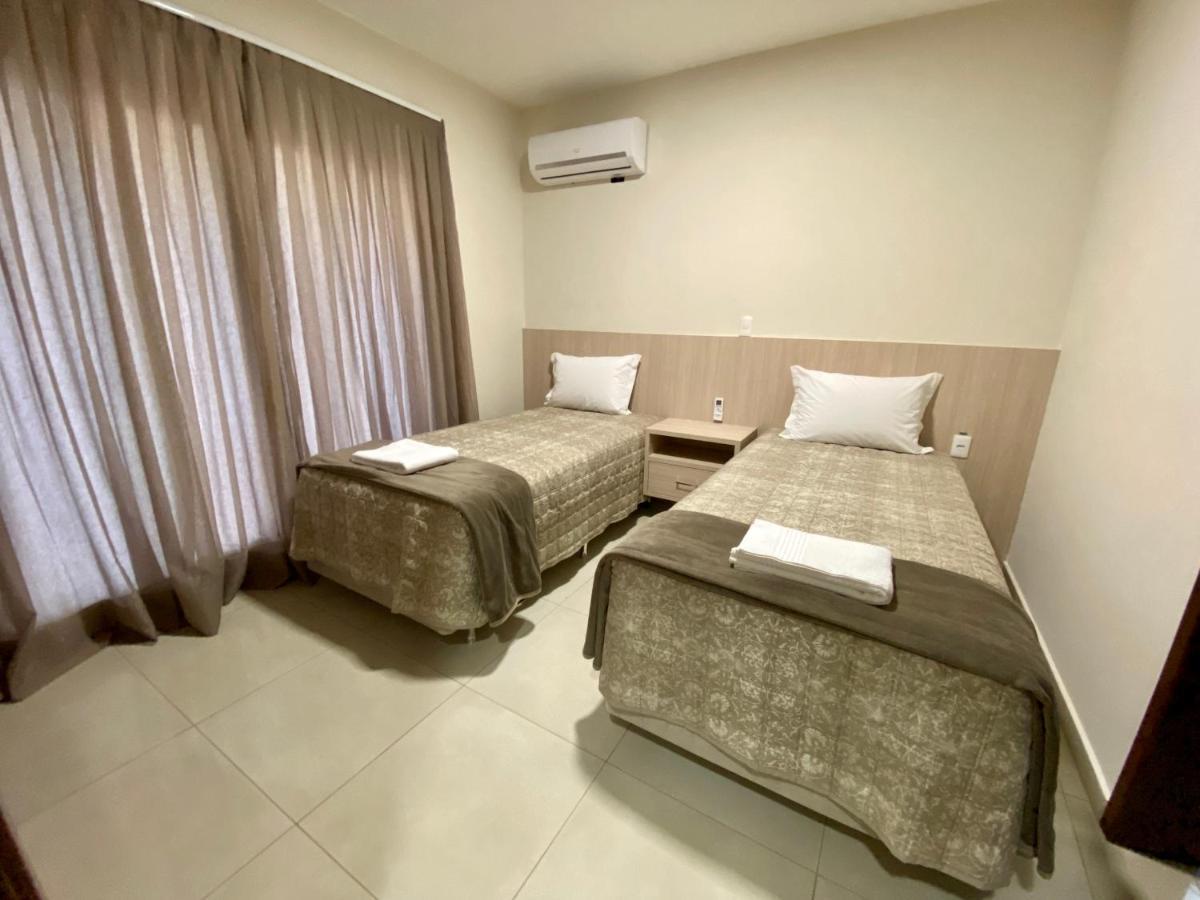 Edificio Shalfa Apartment Фос ду Игуасу Екстериор снимка