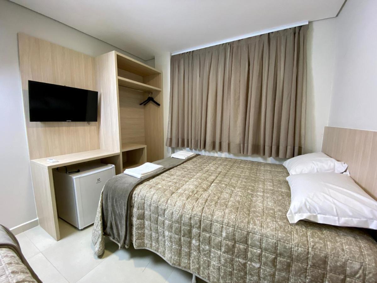 Edificio Shalfa Apartment Фос ду Игуасу Екстериор снимка